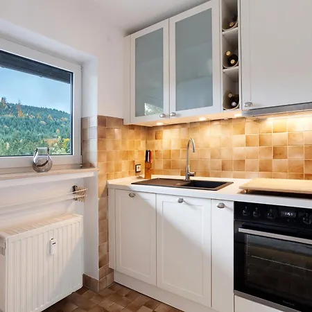 Wald-ausblick Apartman *